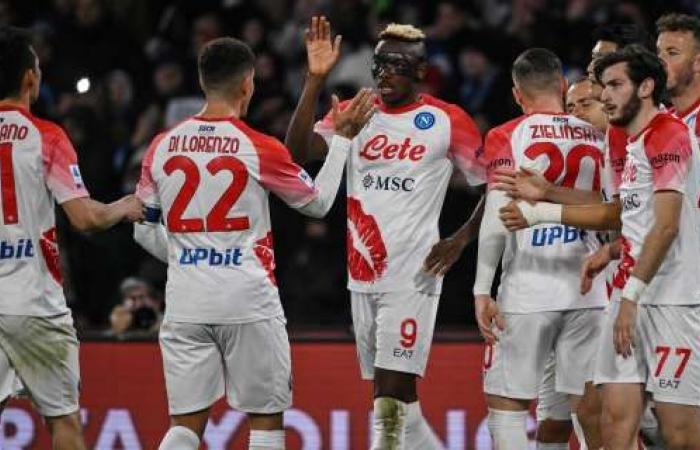 Naples s’impose contre la Cremonese