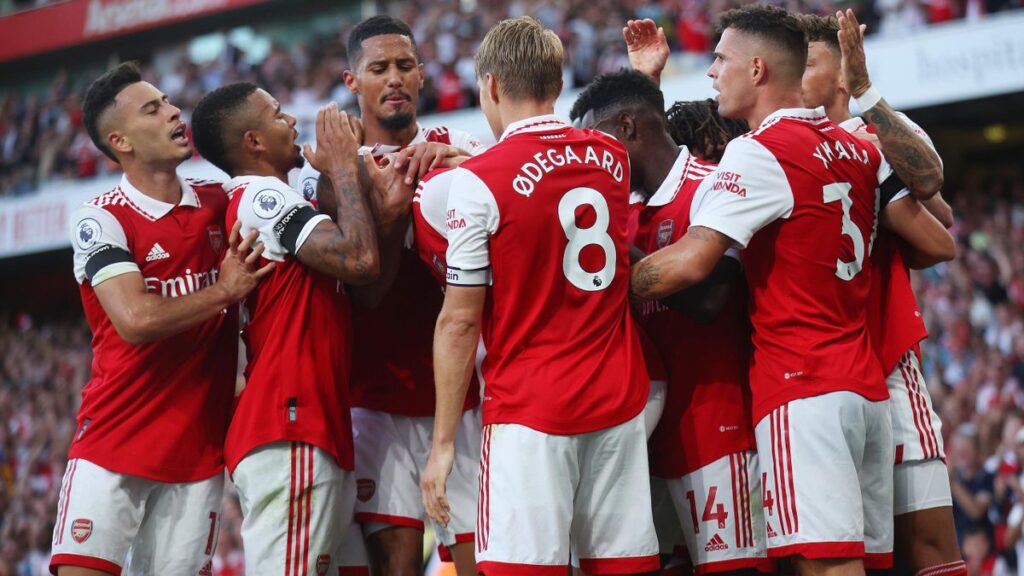  Arsenal dompte Fulham et reste Leader (0-3) Premier League