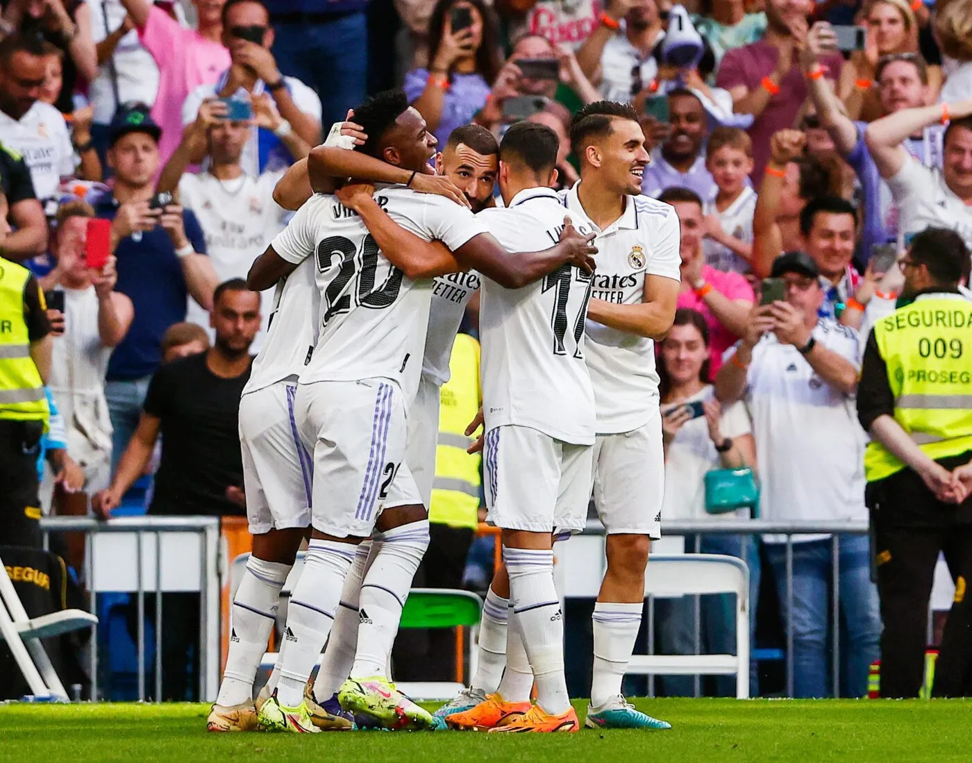 Le Real sans forcer contre Almeria avec triplé de Benzema (4-2) Liga