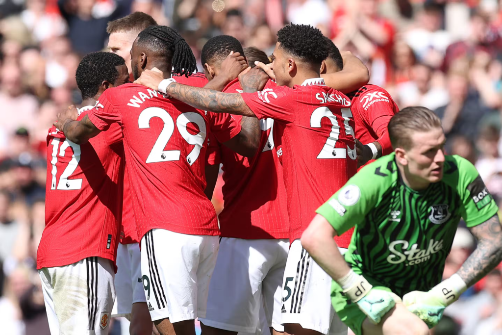 Manchester United s'offre Everton (2-0) Premier League