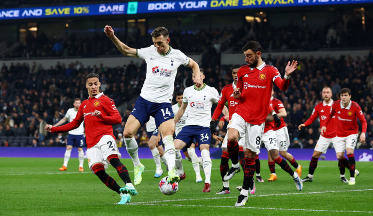 Tottenham arrache un nul  contre Manchester United