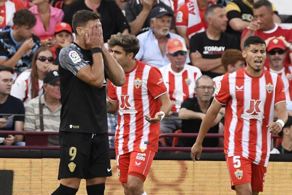 Elche relégué après sa défaite face à Almeria (2-1) Liga