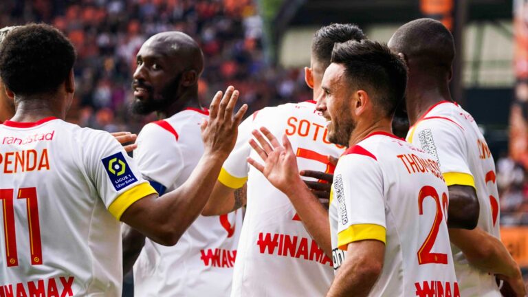 Lens renverse Lorient et s’éloigne largement de Marseille