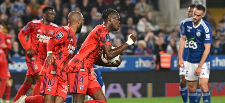 Lyon s'impose en Alsace face à Strasbourg (1-2) Ligue 1